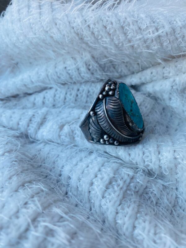 Vintage Elaborate Navajo Unsigned Sterling Silver Turquoise & Feathers Size 15 Ring/ - Image 5