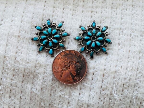 Zuni Vintage Sterling Silver Turquoise Cluster Flower Clip On Earrings/ - Image 2