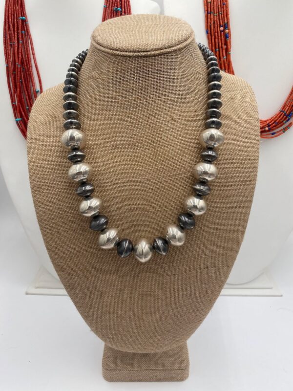 Navajo DJ Handmade Sterling Silver 24" Polished Navajo Pearls Graduated Necklace/ - Image 4